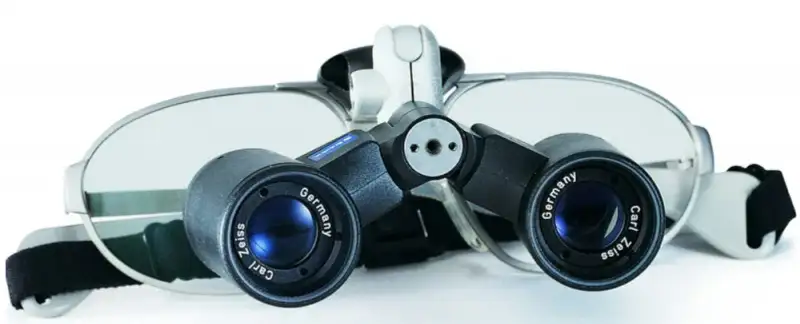 Les lunettes t�lescopiques pour regarder la t�l�vision disponibles dans votre magasin Californie optique � Cannes