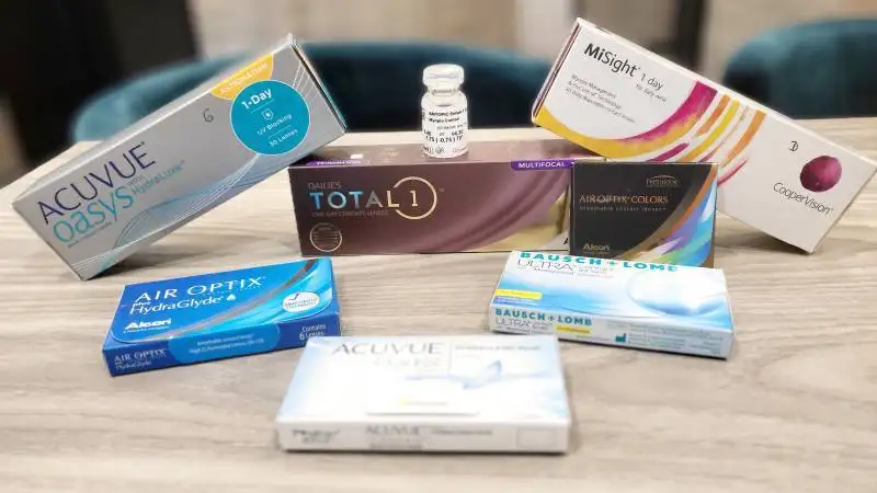 Commander des lentilles de contact � sa vue et de couleur chez un opticien en centre-ville de Cannes